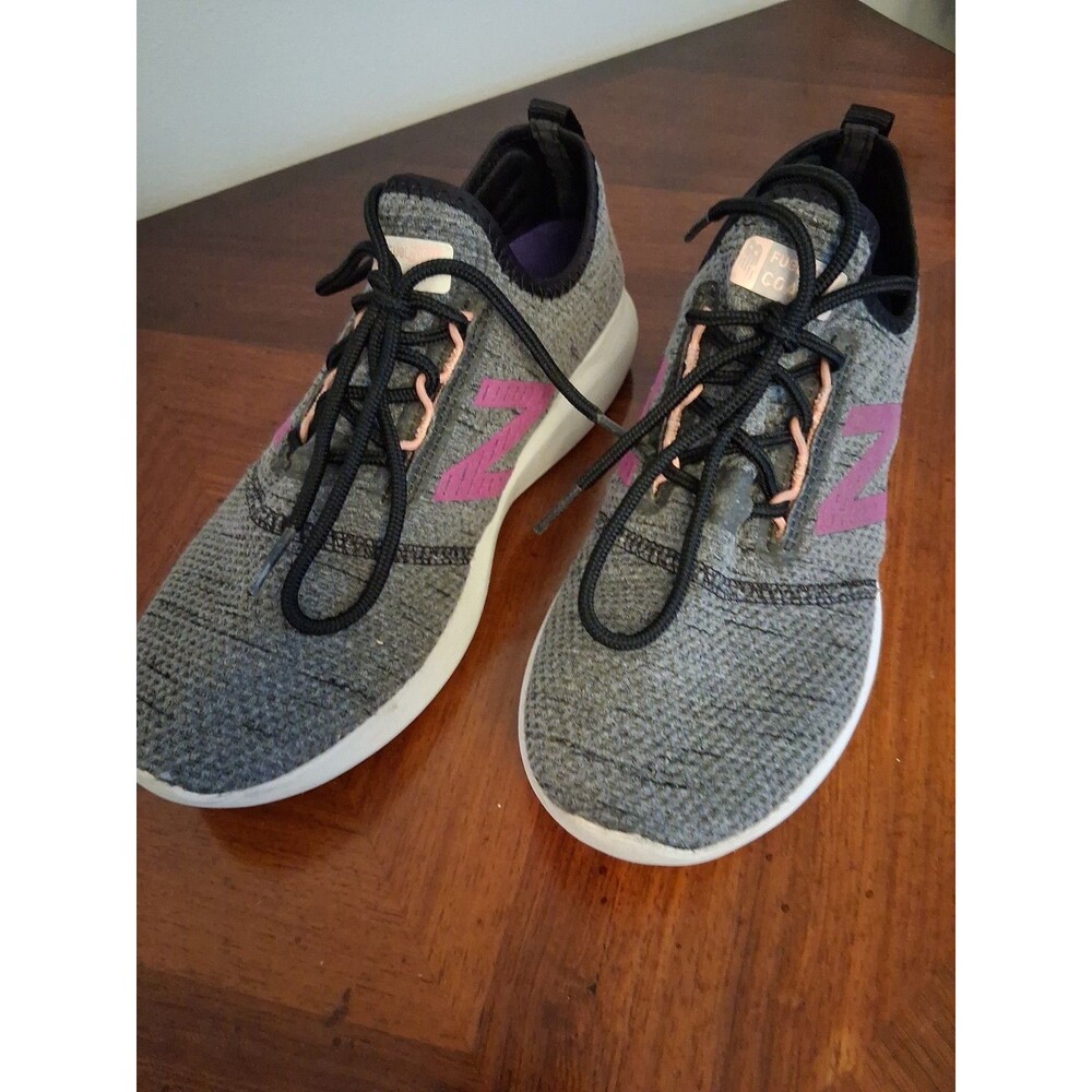 New Balance Fuel Core Coast V4 Womens Running Shoes Grey 7.5 Excellent Condition